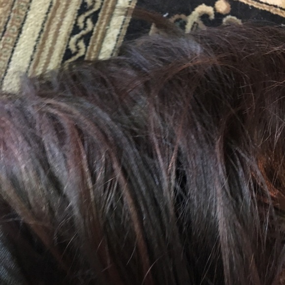 Black wig with chestnut streaks - Picture 2 of 8